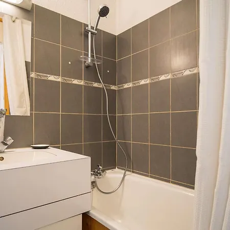 Appartement Renove - 5 Pers, Balcon, Commerces Au Pied, Local A - Fr-1-637-65 Val Thorens